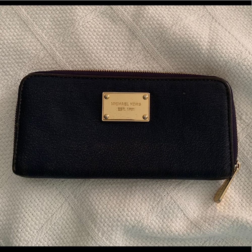 COPY - Michael Kors  wallet - Picture 2 of 8